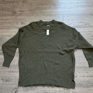 Aerie Women's Olive Crewneck Sweater